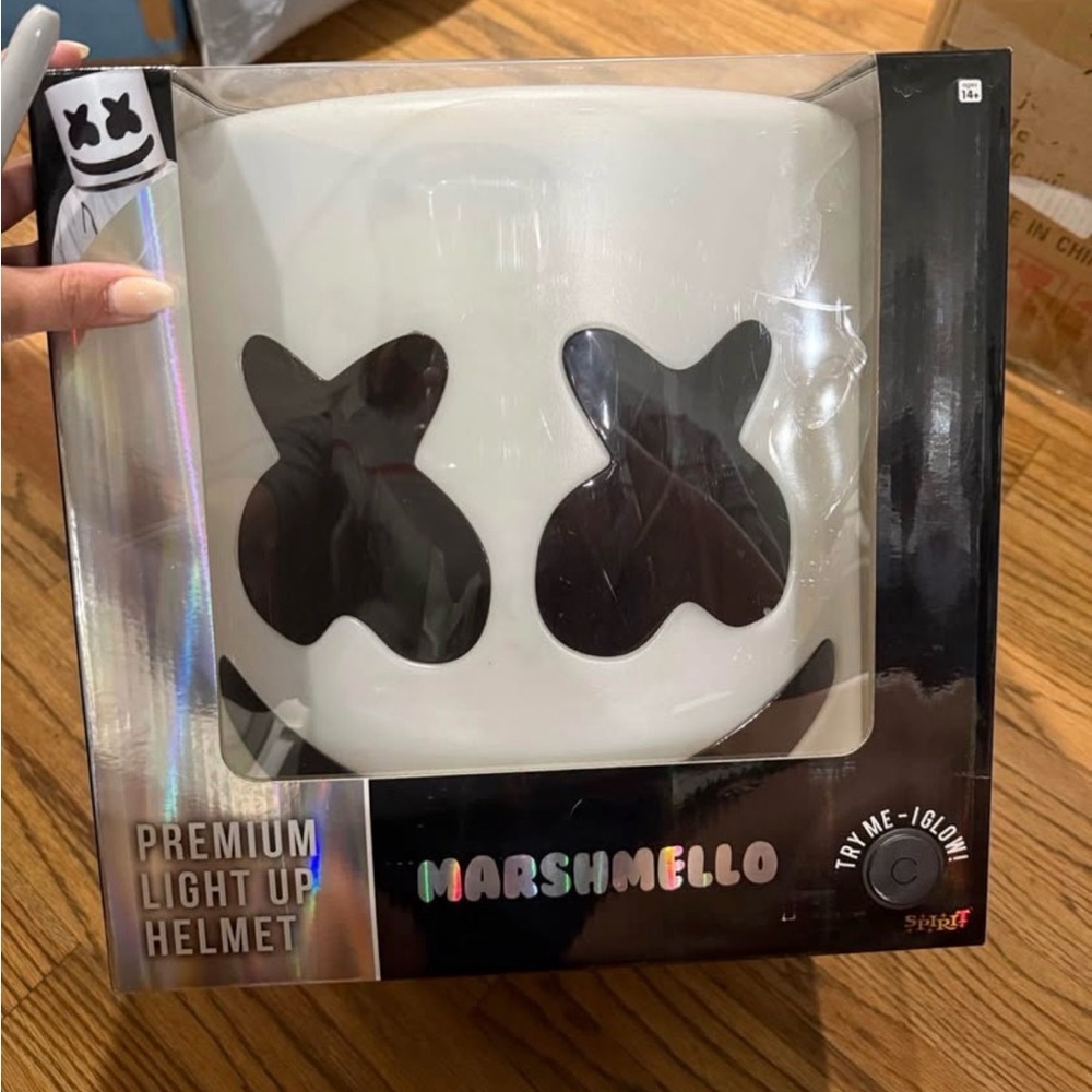 Spirit Marshmello PREMIUM Light Up Helmet